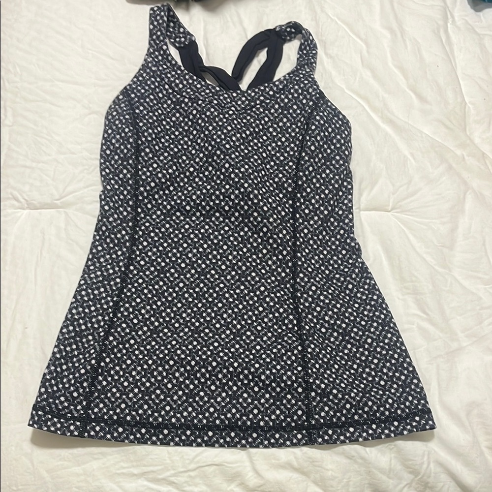 Black and White Patterned Women's Top